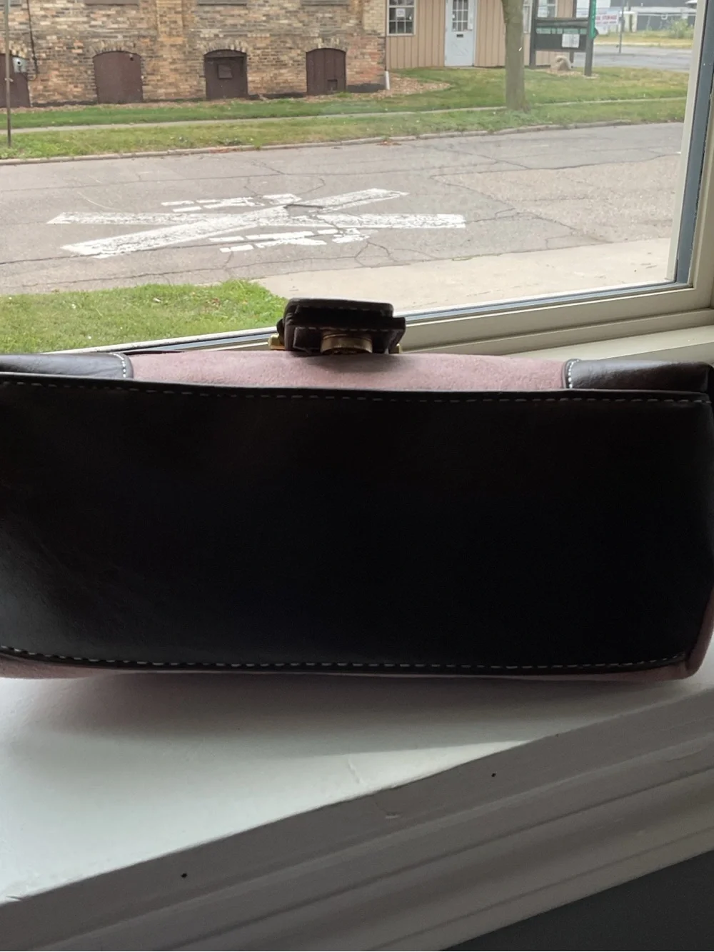 Classic Two-Tone Mauve and Dark Brown Top-Handle Bag